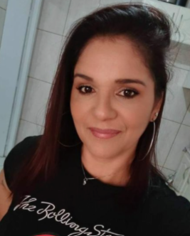 <strong>Elena Martínez</strong>